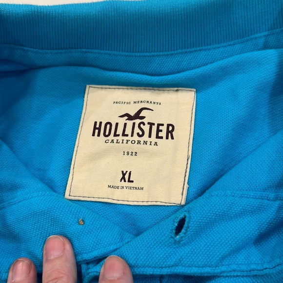 Hollister Shirt - Picture 3 of 5
